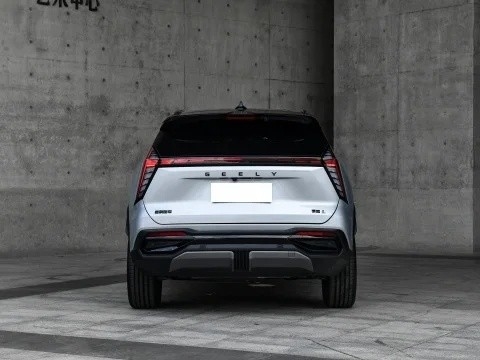 使用寿命 ≤1年 ジーリー・ボーイ・L エネルギー用車 自動車 道路用ガソリン用SUV
