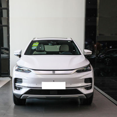 ガソリンSUVByd Tang 7座 635km走行距離 電動運転手 座席調整