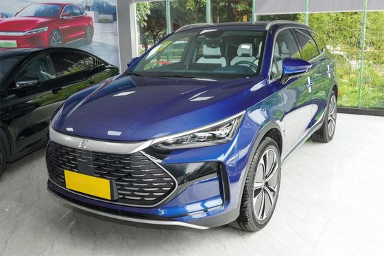 ガソリンSUVByd Tang 7座 635km走行距離 電動運転手 座席調整