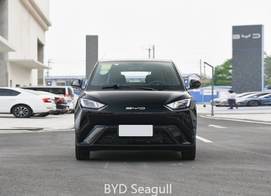 330kW 最大電池容量 ブラック&amp;ホワイトのByd SeagullEVカー 405kmの範囲