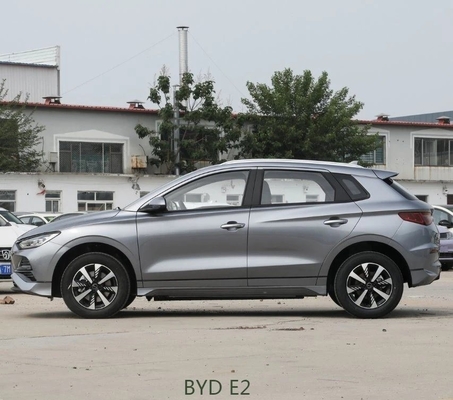 2023 Byd E2 EV 電動車 4260*1760*1530 寸法と最大電源70kW