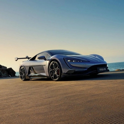 人気モデルByd U9 ヘッドアップディスプレイ付き スーパーカー 中国純電気自動車