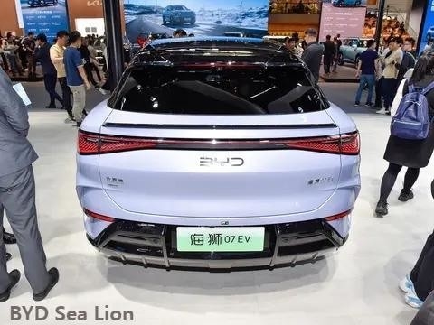 エネルギー車両 4輪駆動車 4830X1925X1620mm 長さ 幅 高さ 2024 Byd 海老 07EV