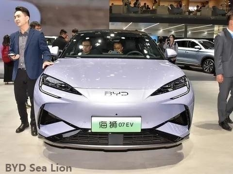 80.64kWh ブレイド バッテリー 2024 BYD Sea Lion 07EV SUV 状態と 0.42h 充電時間