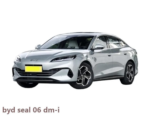 80km 新発売 2024 Bydシール 06 Dm-I エネルギー車両 タイヤサイズ 225/50 R18 座席 5