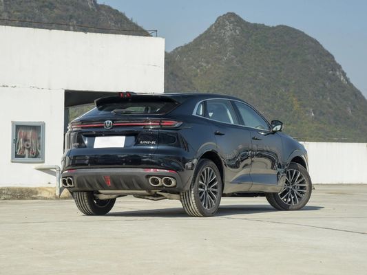 チェンガン・ユニ-K 2024 自動車 ブラック・セダン愛好家の理想的な選択