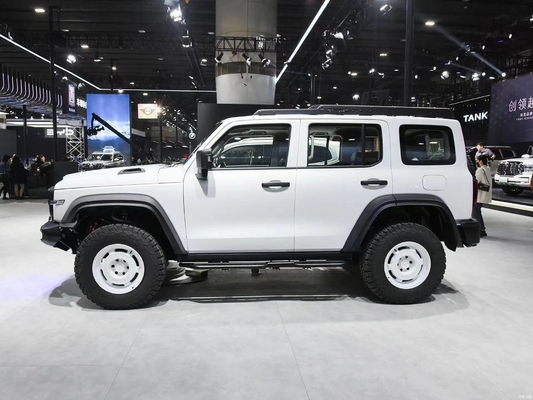 タンク300SUV 2023モデル 2.0t Cuirass 02 車 8ギア ガソリン車 あなたのニーズのために
