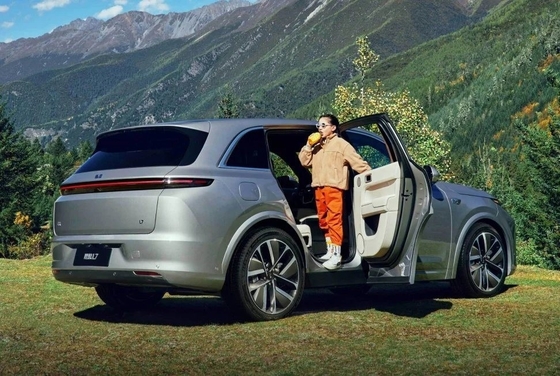 最大速さ 190km/H リシアン L7 成人運転 大型SUV 中古車 2023エネルギー車