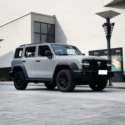 タンク300 自動車 中国 8 スピード 227HP 5 シート 機械式ブレーキシステム付きのガソリンSUV