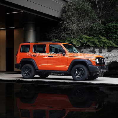 人気 2023 3.0t Tank 500 SUV ハイブリッドカー 左方向 都市版 エネルギー車両