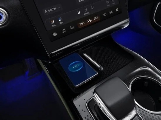 50-80L 燃料タンク容量 香港H5 FWD 1.5t 169HP 5人座 MIDサイズのセダン 燃料車両