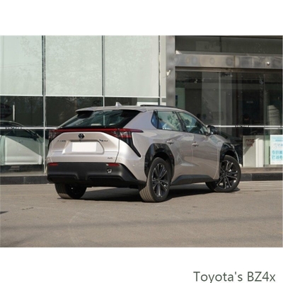 2023 トヨタ Bz4X エリート エレクトリックSUV 電気運転手 座席調節など