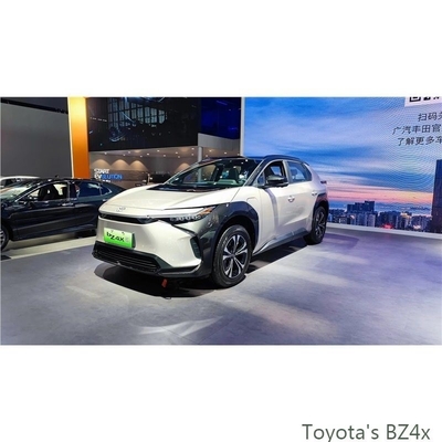 トヨタ Bz4X 電動車 5人乗りSUV 長電池寿命 マウンテン自動車価格