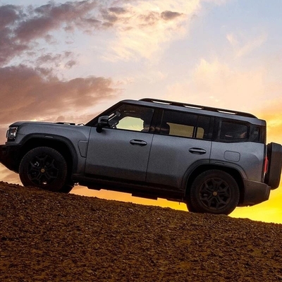 チェリー 2023 ジェットゥール トラベラー 1.5t 4ドア 5セット SUV ガソリンカー ジートゥール トラベラー 2台