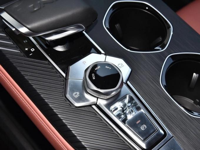 Hot Sale Changan New Car for Chang′an Uni-T 2023 Second-Generation 1.5t Sports Flagship Model