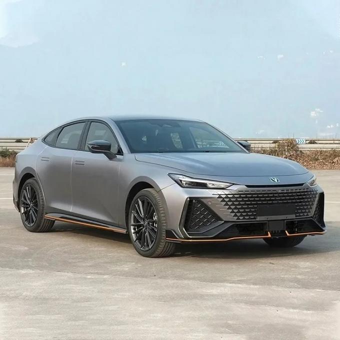 Chang′an Uni-V 2023 Model Idd 1.5t 113km Plug-in Hybrid New Energy Cars