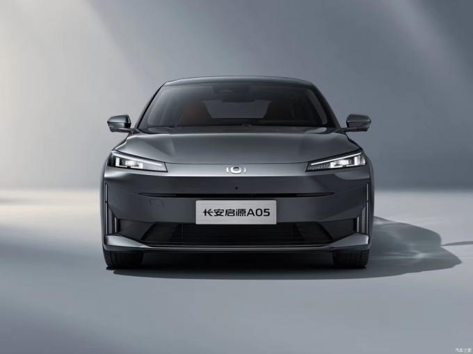 Pre Sale 2024 Hot New Cars Chang′an Qiyuan A05 70 PRO 145 Air Hybrid Electric Cars New Energy Vehicles Changan Qiyuan A05